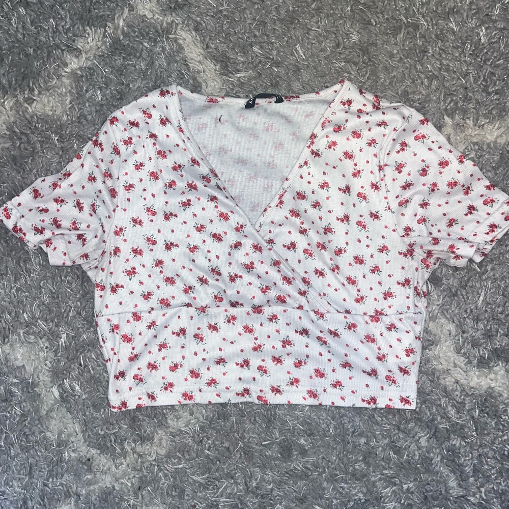 FLORAL WHITE SHIRT